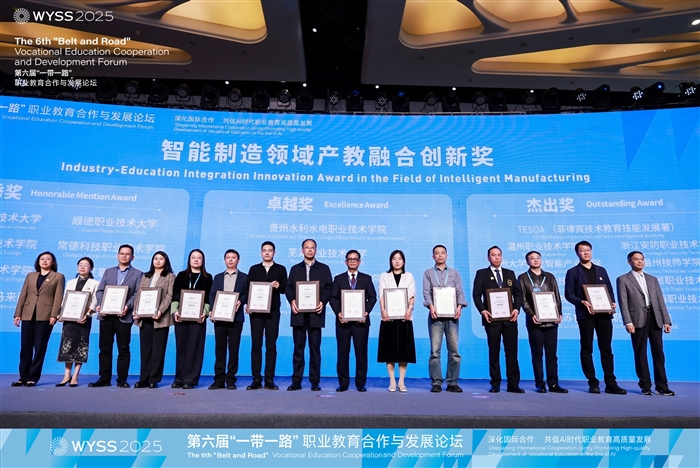 119A7561-opq4055593664.jpg 119A7561-opq4055593664.jpg